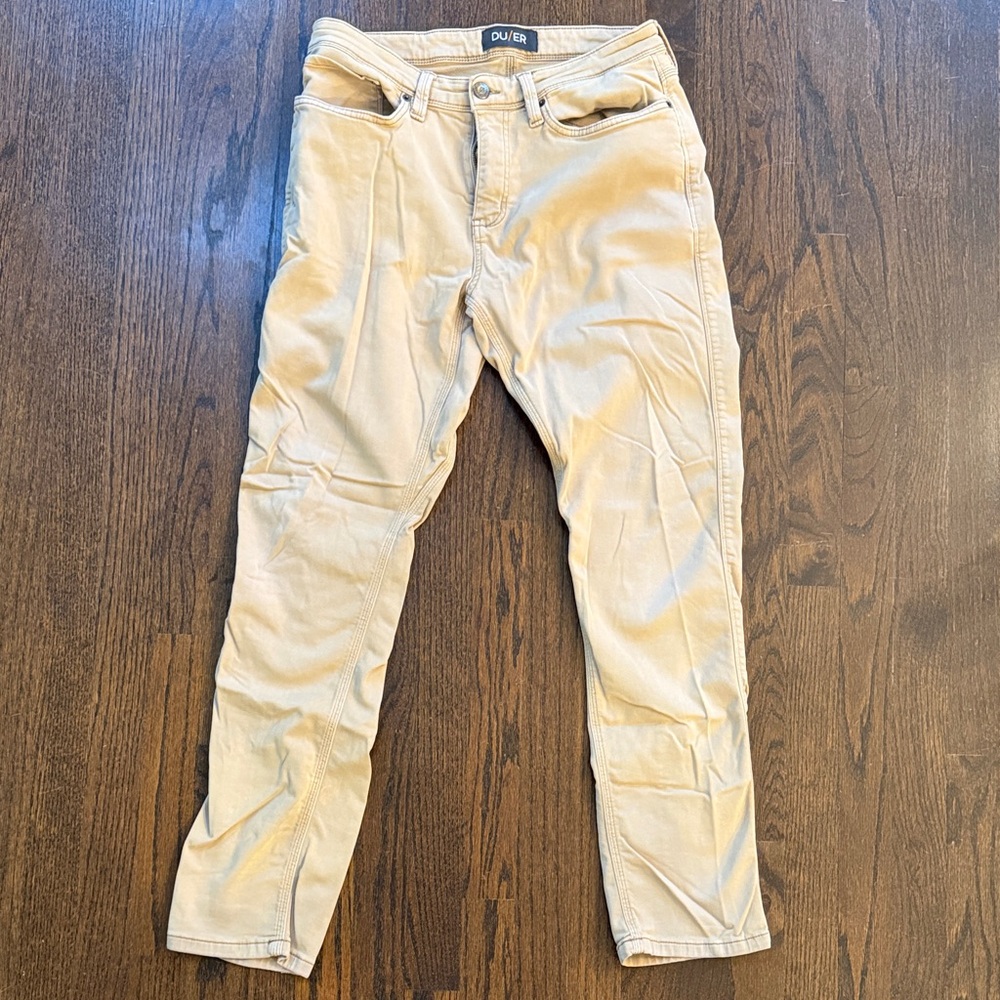 Duer Men's Tan Chinos